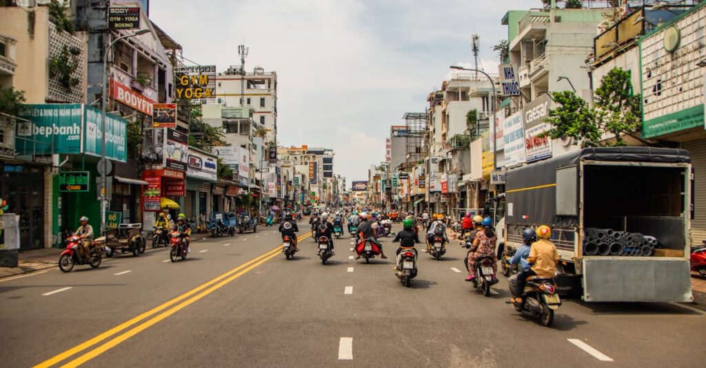 protégez votre passion avec notre assurance moto personnalisée. découvrez des couvertures adaptées à vos besoins, des tarifs compétitifs et un service client exceptionnel pour vous accompagner sur la route en toute sérénité.