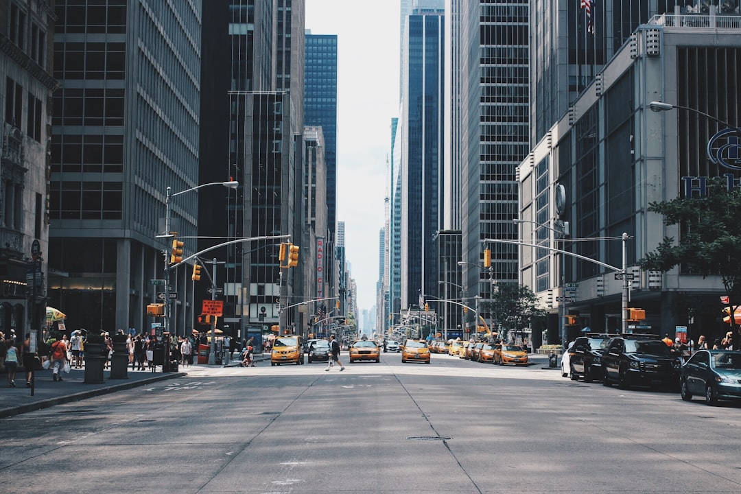 découvrez l'urban rodeo, une expérience unique qui allie l'énergie urbaine au frisson du rodéo. plongez dans un monde où l'équitation rencontre la culture citadine, avec des événements palpitants, des spectacles époustouflants et une ambiance inoubliable.