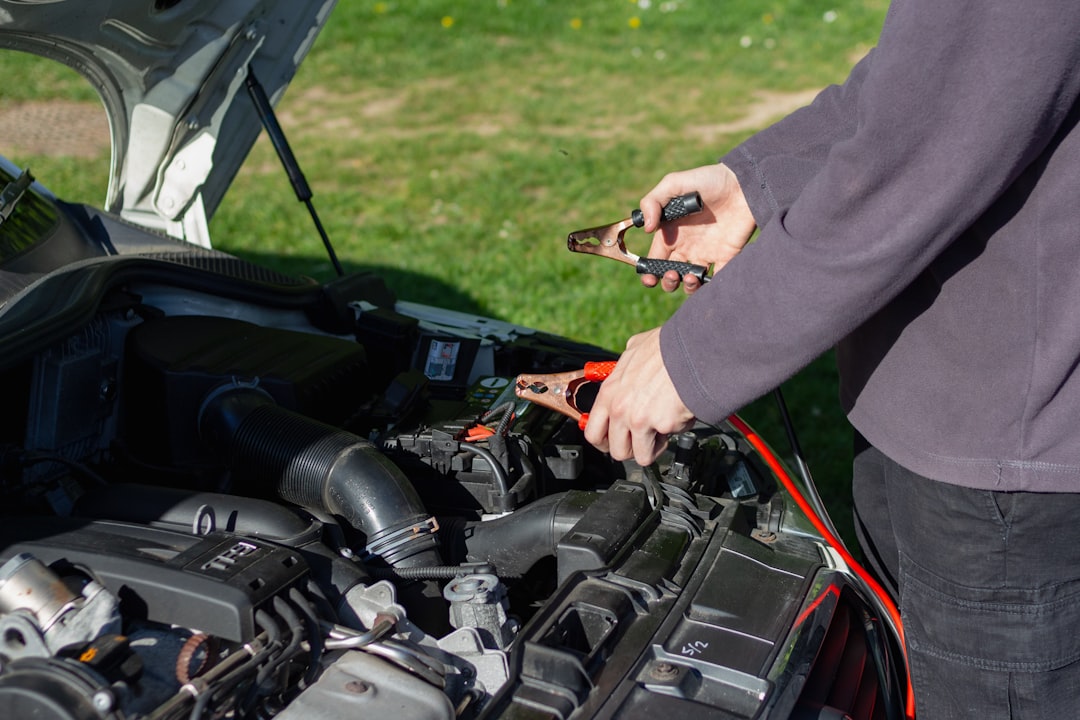 découvrez notre guide complet sur l'assurance moto : comparez les meilleures offres, comprenez les garanties essentielles et trouvez la couverture adaptée à vos besoins pour rouler en toute sérénité.